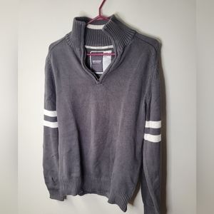 Grey Pullover Zip-up Sweater with White Stripes